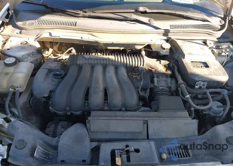 2008 Volvo S40 2.4I z USA, uszkodzony, nr VIN YV1MS390X82364954